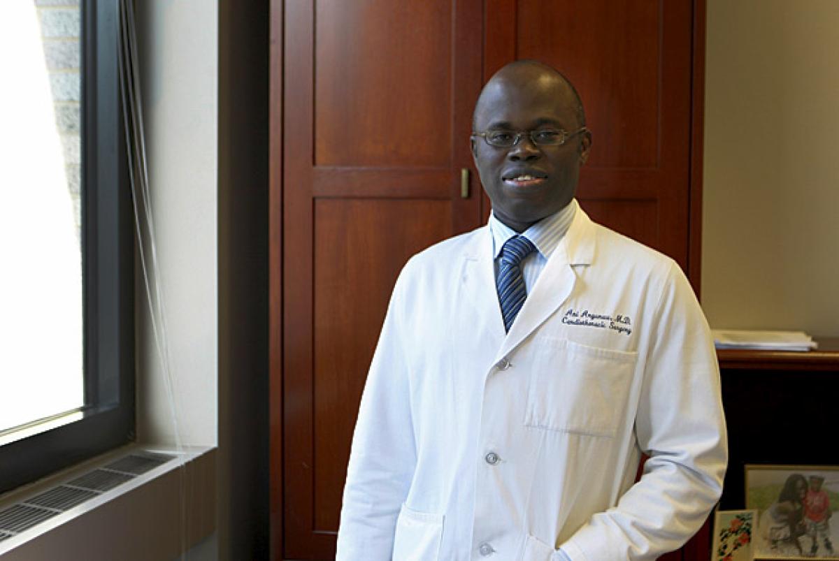 Dr. Anelechi Anyanwu, a cardiothoracic surgeon at Mount Sinai (JEANNE NOONAN FOR NEW YORK DAILY NEWS)